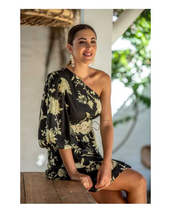 Vestido María: Elegancia en Cada Puntada - ¡Compra Ahora! Vestido María: Elegancia en Cada Puntada - ¡Compra Ahora!