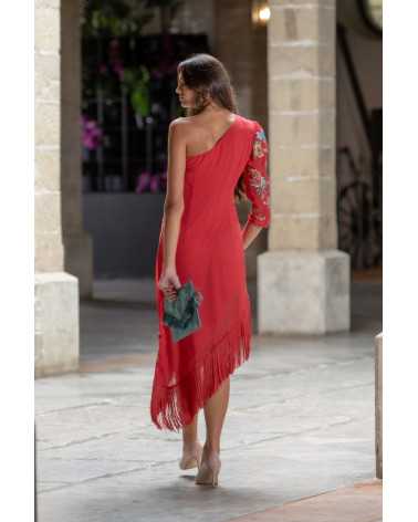 Vestido Amara Coral: Elegancia en Cada Puntada