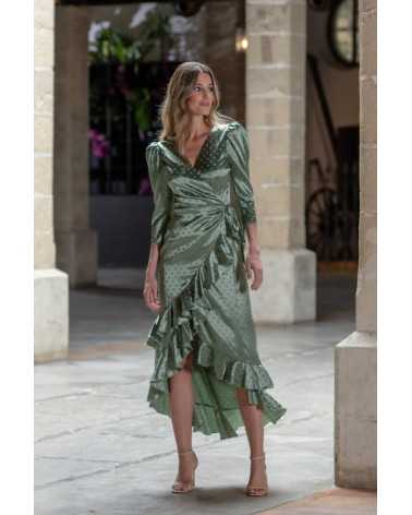 Zarina Verde Vestido: Elegancia en Cada Puntada