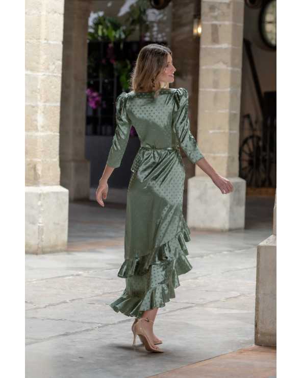 Zarina Verde Vestido: Elegancia en Cada Puntada
