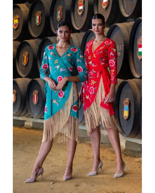 Vestido Alba Coral: Elegancia en Cada Puntada
