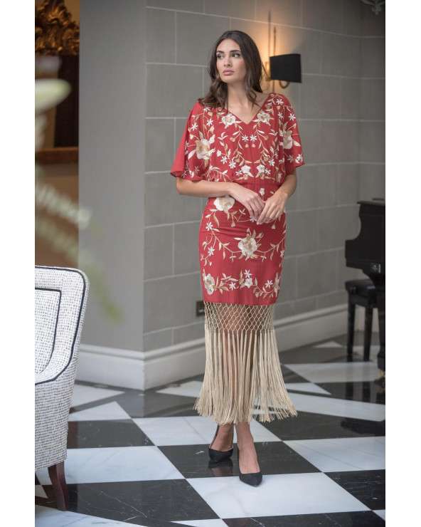 Vestido Jara Bordado, elegantey bohemi floral con Flecos Vestido Jara Bordado, elegantey bohemi floral con Flecos