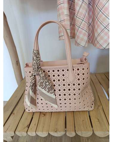 Bolso Vera troquelado rosa nude con pañuelo decorativo