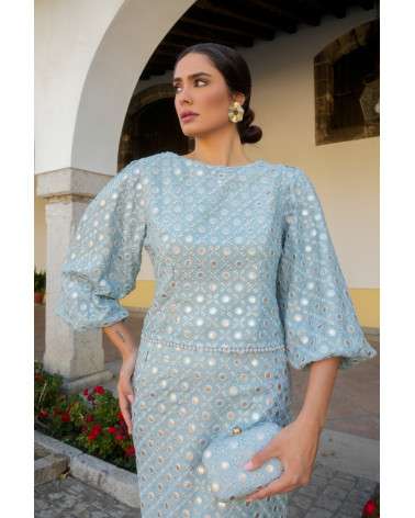 Conjunto Runa Azul midi borado con manga francesa