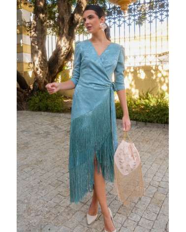 Vestido Elda Verde con flecos. Invitada Elegante.