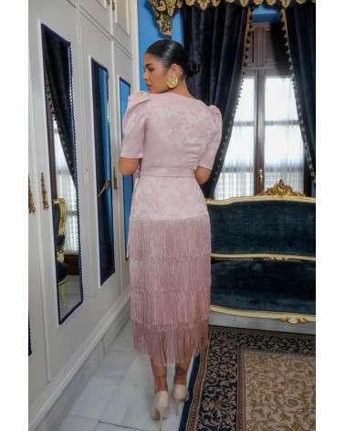 Vestido Dalia Nude brocado con flecos y escote cruzado