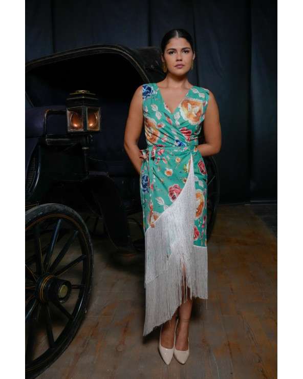 Vestido Cara estampado verde con flecos. Vestido invitada original.