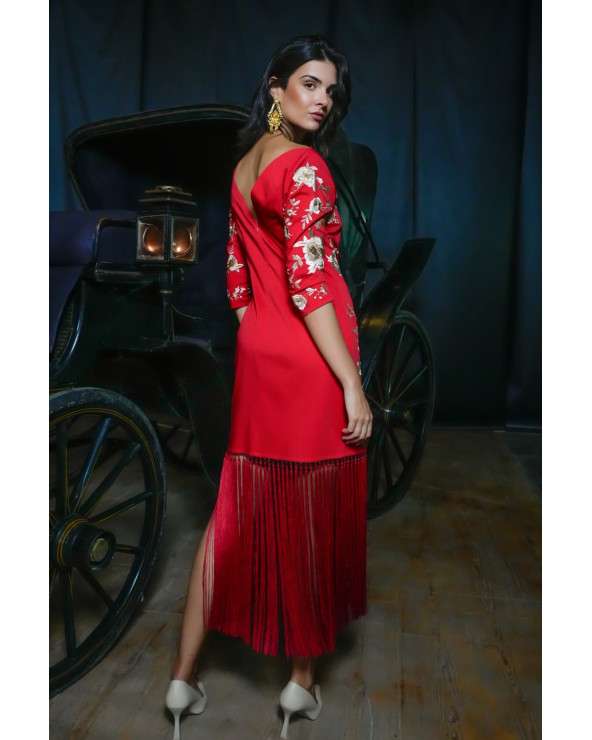 Vestido Cirque bordado con flecos y mantón
