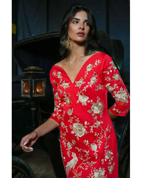 Vestido Cirque bordado con flecos y mantón