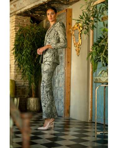 Conjunto Isabela Negro elegante mujer. Conjunto invitada