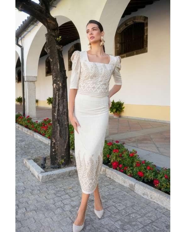 Conjunto Noura beige elegante con falda midi | Invitada boda