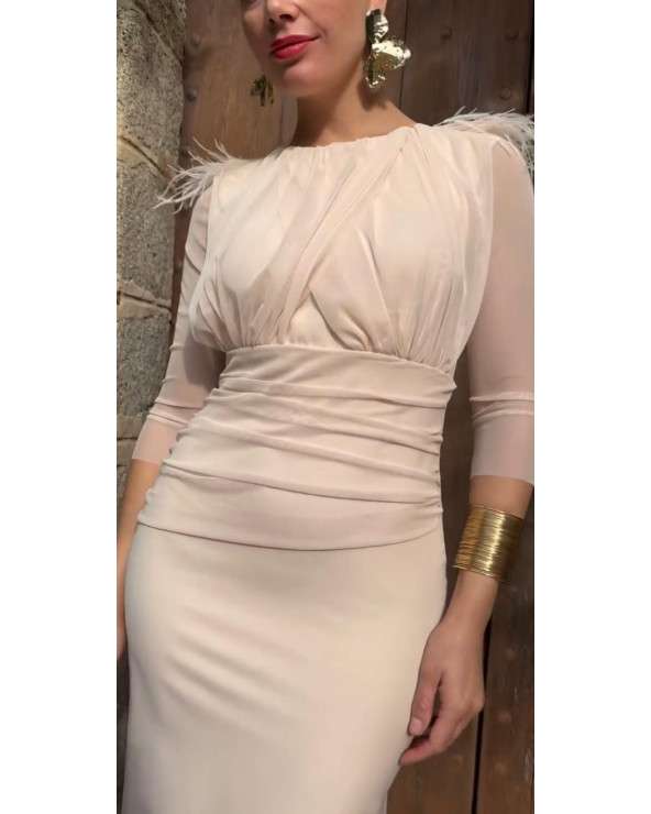 Vestido Laila beige elegante para invitada | Espalda abierta