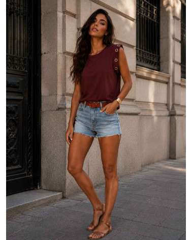 Camiseta Julia Sin Mangas con Ojales Dorados para Mujer
