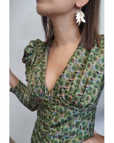 Vestido de corte midi, escote en V y fruncido en la zona del abdomen la ratita presumida mula murcia