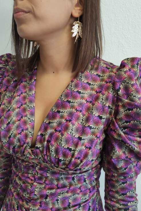 Vestido de corte midi, escote en V y fruncido en la zona del abdomen la ratita presumida mula murcia